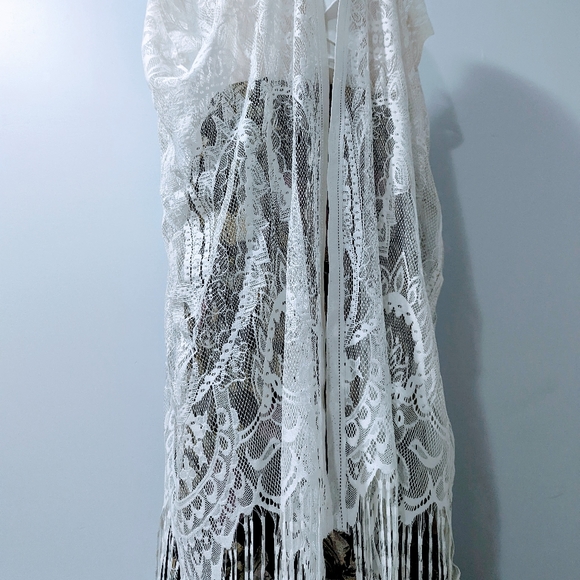 | Women's | White Lace Kimono | OS - Picture 9 of 11
